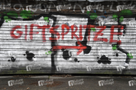 Graffiti zur Corona-Impfung in Berlin