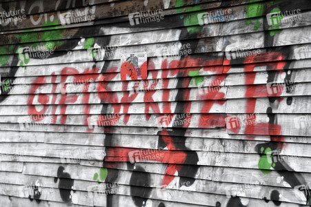 Graffiti zur Corona-Impfung in Berlin