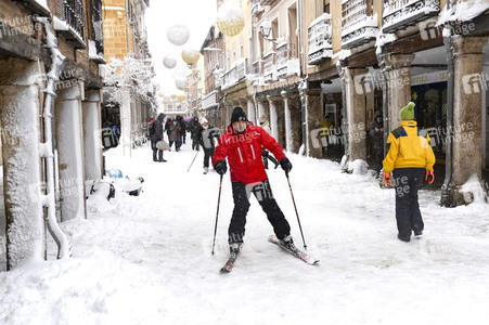 Sturmtief Filomena sorgt für Chaos in der Region Madrid
