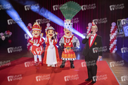 Proklamation des Porzer Dreigestirn in Köln