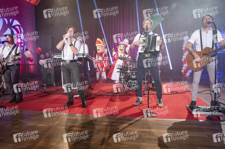 Proklamation des Porzer Dreigestirn in Köln