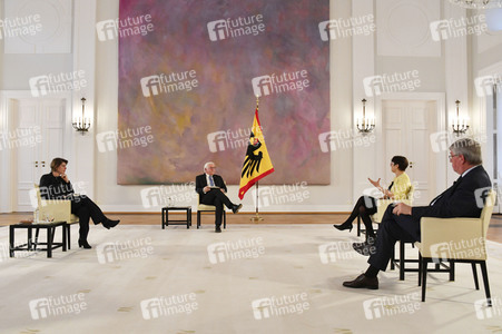 Gespräch des Bundespräsidenten mit Historikern in Berlin