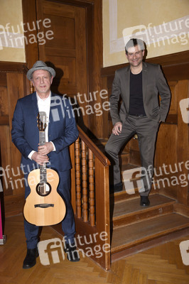 Musikalische Lesung von Michael Altinger in Haar