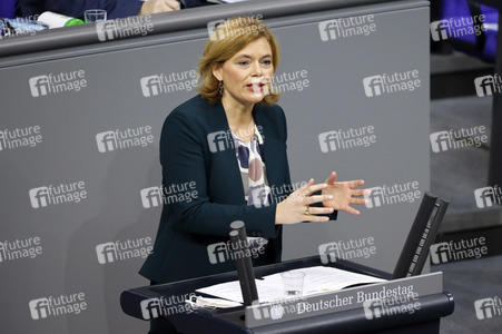 204. Sitzung des Deutschen Bundestages in Berlin