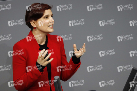 204. Sitzung des Deutschen Bundestages in Berlin