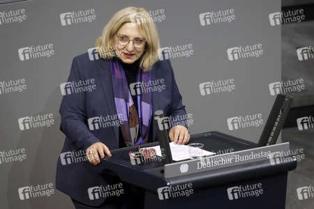 204. Sitzung des Deutschen Bundestages in Berlin