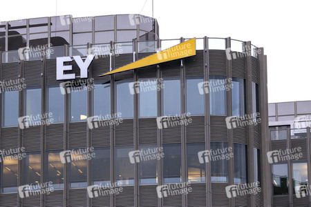 Symbolfoto Ernst & Young