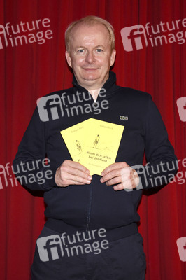 Digitale Buchlesung mit Rüdiger Bach in Haar