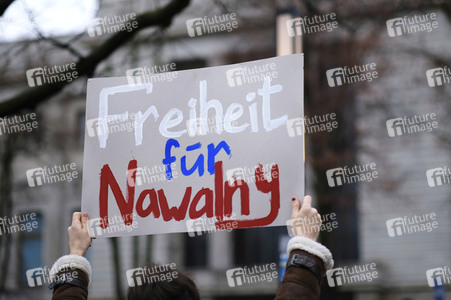 Demonstration für die Freilassung Alexej Nawalnys in Berlin