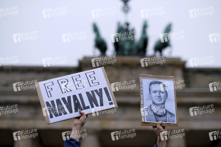 Demonstration für die Freilassung Alexej Nawalnys in Berlin