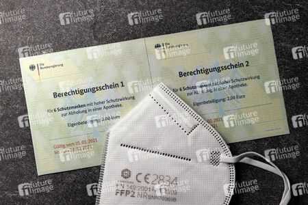 Symbolfoto Berechtigungsschein für FFP2-Masken