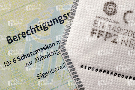 Symbolfoto Berechtigungsschein für FFP2-Masken