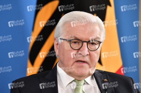 Bundespräsident Steinmeier im Gespräch mit Studenten in Berlin