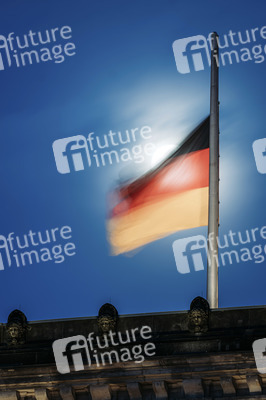 Symbolfoto Trauerbeflaggung