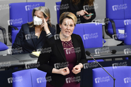 205. Sitzung des Deutschen Bundestages in Berlin