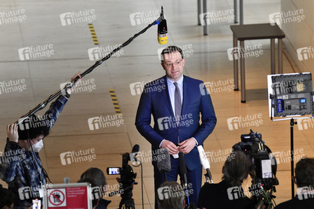 Pressestatement zur Verteilung von FFP2-Masken an Hartz-IV-Empfänger in Berlin