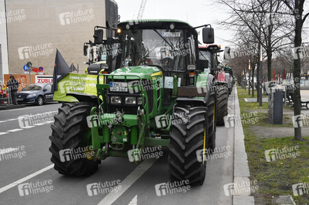 Traktor-Demonstration gegen die Agrarpoiltik der Bundesregierung in Berlin