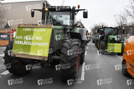 Traktor-Demonstration gegen die Agrarpoiltik der Bundesregierung in Berlin