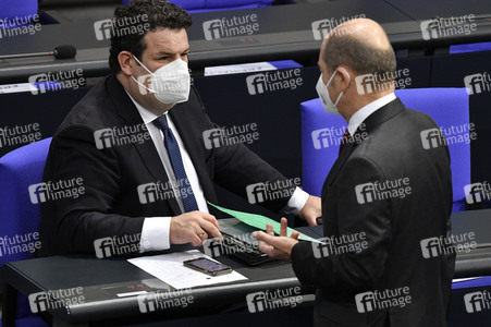 206. Sitzung des Deutschen Bundestages in Berlin