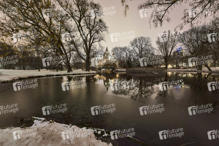 Wintermorgen im Maschpark in Hannover