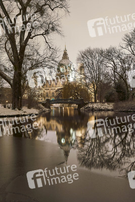 Wintermorgen im Maschpark in Hannover