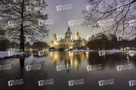 Wintermorgen im Maschpark in Hannover
