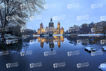 Wintermorgen im Maschpark in Hannover