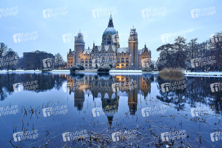 Wintermorgen im Maschpark in Hannover