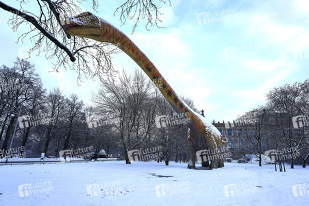 Verschneite Dinosaurier in Hannover