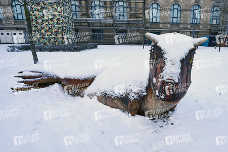 Verschneite Dinosaurier in Hannover