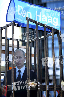 Demonstration für die Freilassung von Nawalny und gegen Putin in Berlin