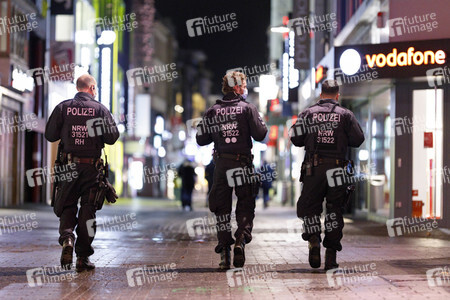 Symbolfoto Corona-Kontrolle