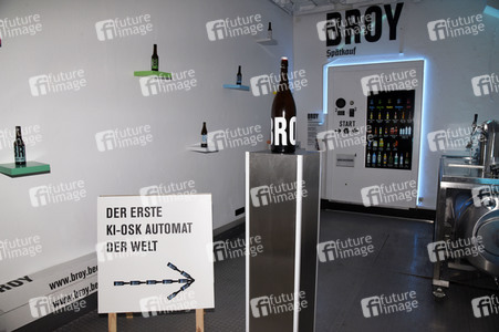 Deutschlands erste Bier-Selbstzapf-Anlage in München