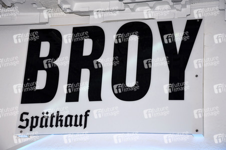 Deutschlands erste Bier-Selbstzapf-Anlage in München