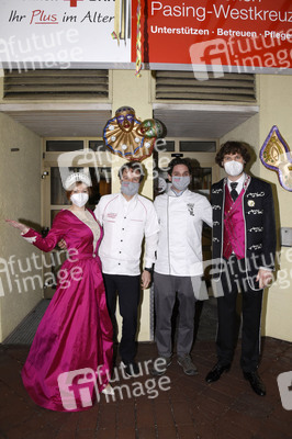 Aktion 'Fasching in der Schachtel' in München