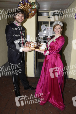 Aktion 'Fasching in der Schachtel' in München