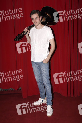 Livestream-Konzert von Flonoton in Haar