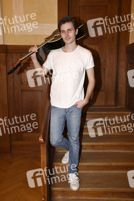 Livestream-Konzert von Flonoton in Haar