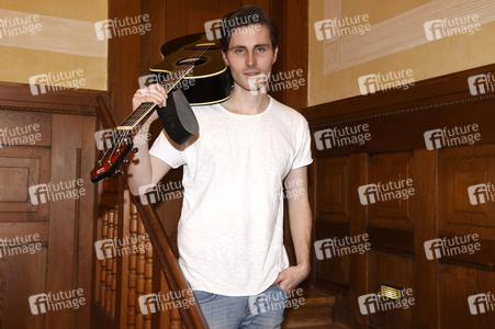 Livestream-Konzert von Flonoton in Haar