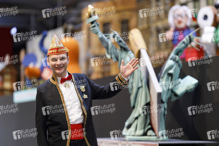 Vorstellung der Wagen des Kölner Rosenmontagszuges 2021