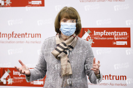 Pressekonferenz 'Kein Anschluss für Betrüger am Telefon' in Köln