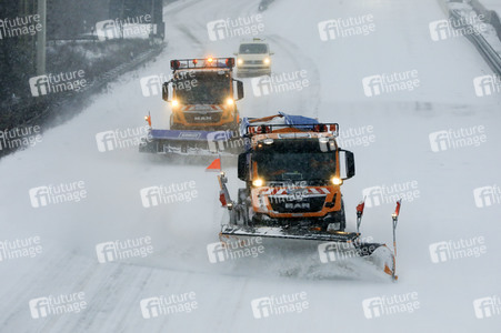 Wintereinbruch in Niedersachsen bei Langenhagen