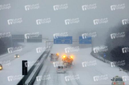 Wintereinbruch in Niedersachsen bei Langenhagen