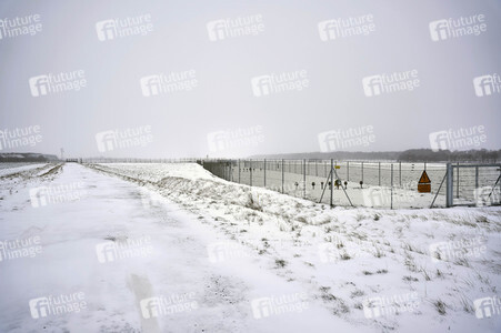 Wintereinbruch am Flughafen in Hannover