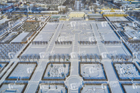 Luftbild der Herrenhäuser Gärten in Hannover