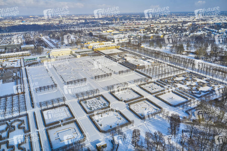 Luftbild der Herrenhäuser Gärten in Hannover
