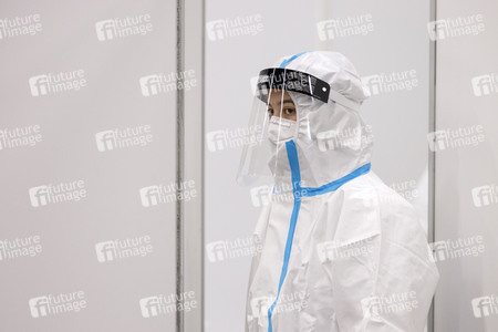 Eröffnung des Impfzentrums in der Koelnmesse in Köln