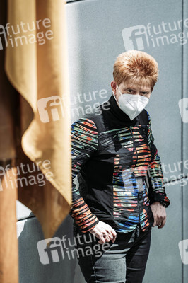 208. Sitzung des Deutschen Bundestages in Berlin