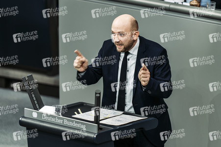 208. Sitzung des Deutschen Bundestages in Berlin