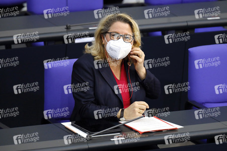 208. Sitzung des Deutschen Bundestages in Berlin